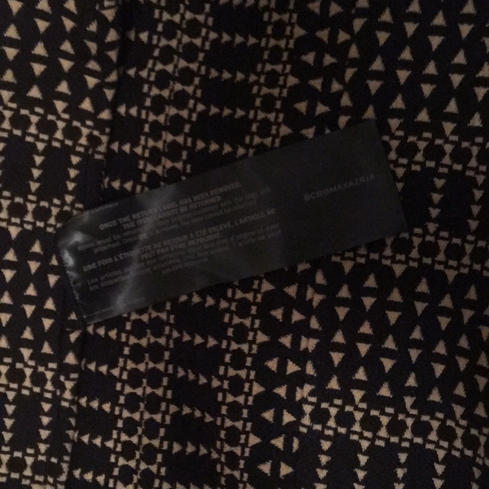 NWT BCBGMaxAzria Pyramid Jacquard Sheath Dress - Picture 5 of 5